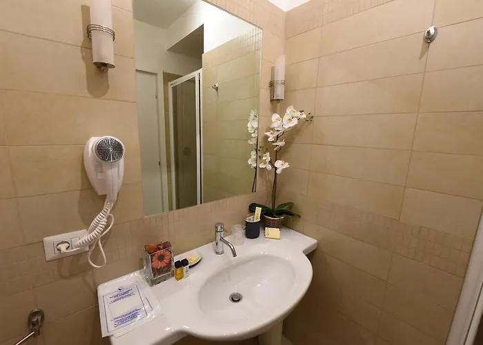 San Pietro Vip 3*